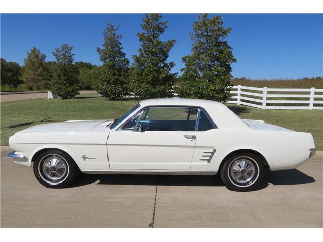 Annonce 399301522/1966MUSTANGWHITE photo1