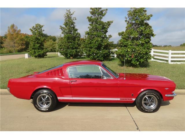 Annonce 402724153/1966FASTBACKRED photo3