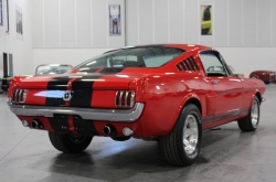 Annonce 402006913/Flo_66_Fmustangfastbackred picto4