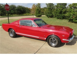 Annonce 402724153/1966FASTBACKRED picto4