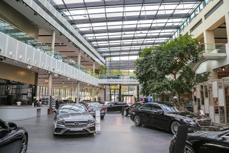 Mercedes-Benz Center photo1