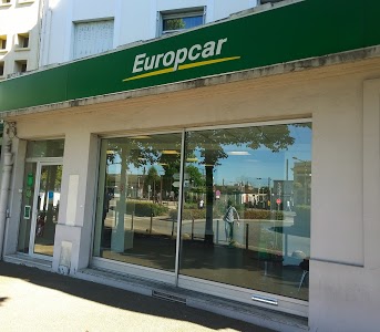 Europcar Mantes