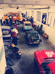 SG vintage garage