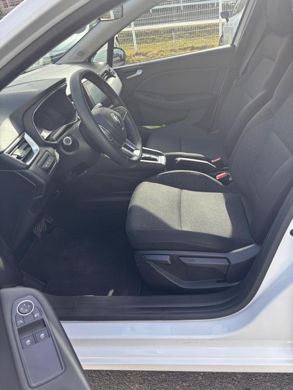 Annonce 463375769/clio_hybride photo7