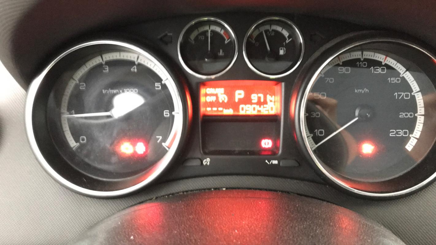 Annonce 464418029/Peugeot_308_SW_1.6_VTI_120CH_PREMIUM_BA photo6