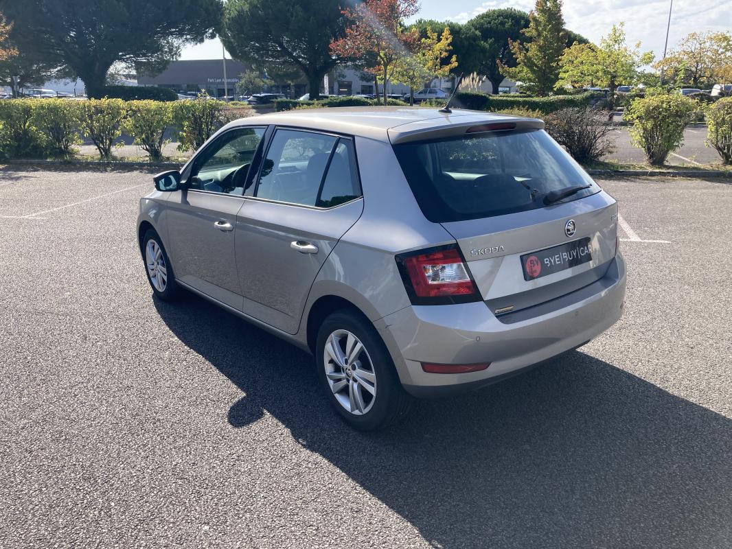 Annonce 489525395/A_00_Fabia_Skoda photo7