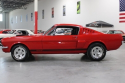 Annonce 402006913/Flo_66_Fmustangfastbackred picto1