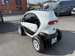 Annonce 443463527/Twizy picto7