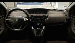 Annonce 469438244/Lancia_Ypsilon_1.2_8V_69_CH_STOP_START_G picto4