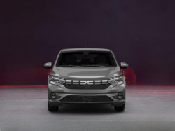 Dacia Sandero 1.0 TCe - 90 24 III BERLINE Expres... 45-Loiret