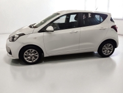 Hyundai i10 1.2 87 INTUITIVE 06-Alpes Maritimes