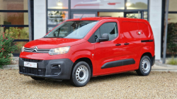 Annonce 490838102/943VO250581 picto2