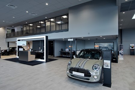 MINI STORE BORDEAUX MERIGNAC - BAYERN AUTOMOBILES -