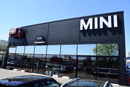 MINI Store Bayonne - BAYERN LANDES PAYS BASQUE