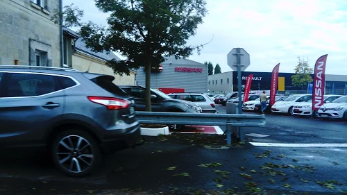 Nissan Saumur (49) - Jean Rouyer Automobiles
