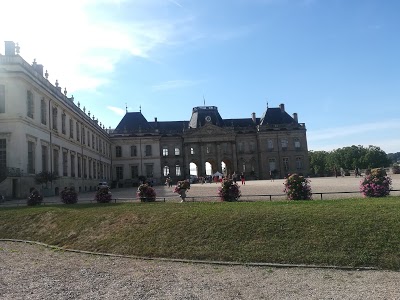 Parking Jacques Lhuillier