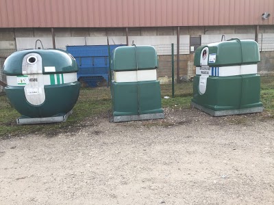 Parking public / récupération verre/papier/alu / Covoiturage