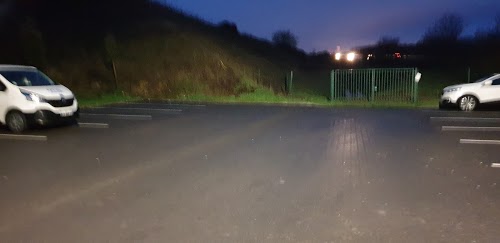 Aire de covoiturage de Montagan (RD 736/RN 141)