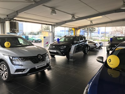 CAR EXPRESS AGENT RENAULT GOUSSAINVILLE