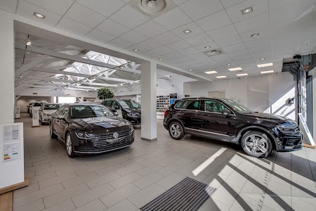 Volkswagen FAIR PLAY COURBEVOIE SHOWROOM