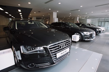 Audi Aliantis Porte d'Orléans - Service Commercial