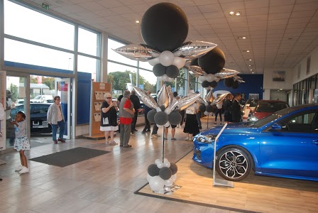 FORD CHELLES Alliance 77