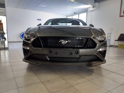 FORD BASTIA 3A AUTOMOBILES photo1