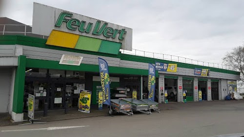 Centre Feu Vert SAINT MARTIN DES CHAMPS