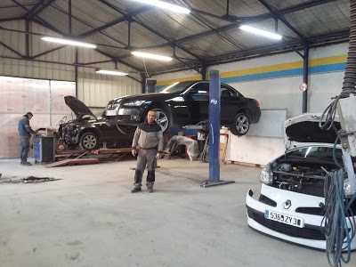 Centre Glass Auto Vidal