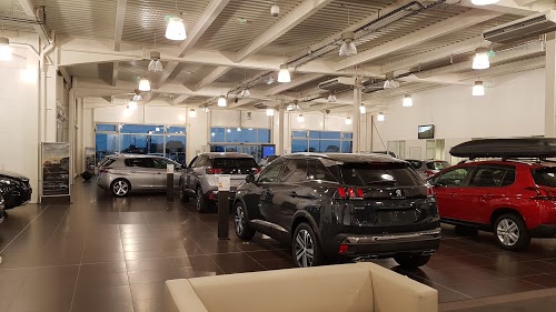 STE INSULAIRE AUTOMOBILE - PEUGEOT