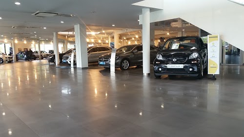 Mercedes-Benz Etoile 69 Saint-Fons