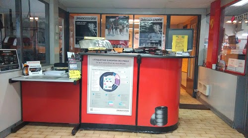 First Stop - Dos Santos Pneus