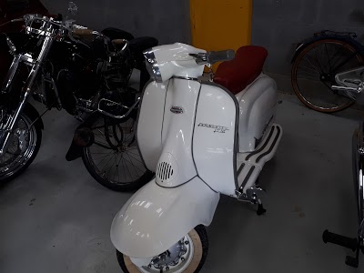 Poirier Electric Auto SARL