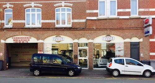 Ligier Microcar Eurorepar Stadium-Garage