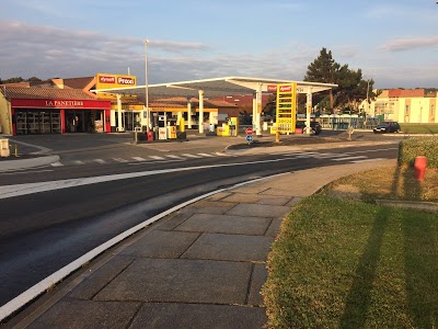 Dyneff Station Service