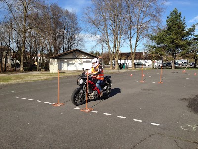 Auto Ecole de la Base