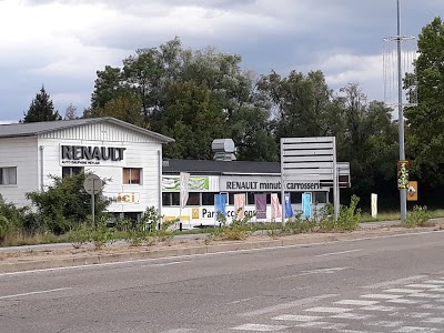 Renault Auto-Dauphin photo1