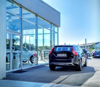 PEMZEC Automobiles . VOLVO