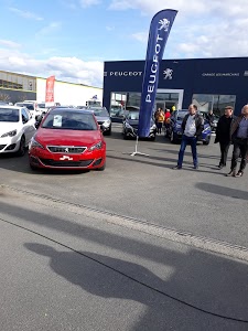 GARAGE LES MARCHAIS - PEUGEOT