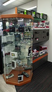 Point S Essey porte verte