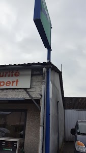 Garage 2M-Michel Mays