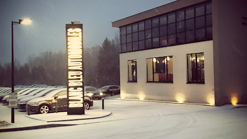 BLANC BLEU AUTOMOBILES