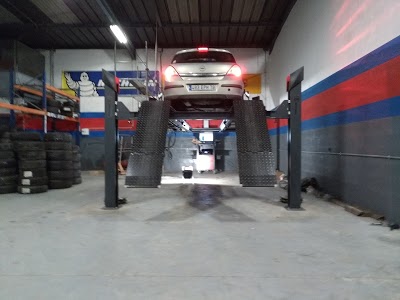 Auto pneu assistance