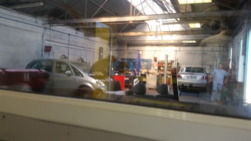 GARAGE ROCHEE SAMUEL