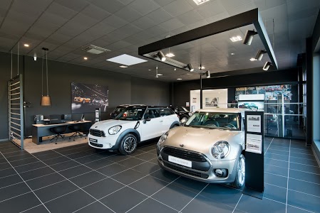 MINI STORE CAR AVENUE TERVILLE