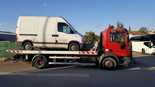 Remorquages, Saint-Maximin