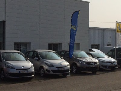 CARGO QUEVEN, Locations de véhicules