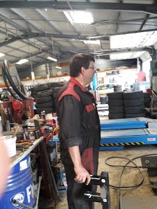 First Stop - Blamont Pneus Distribution