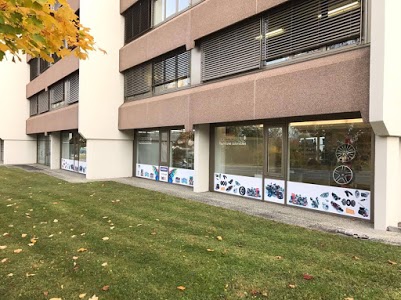 Manuco S.A. pièces automobiles, pneus et peinture