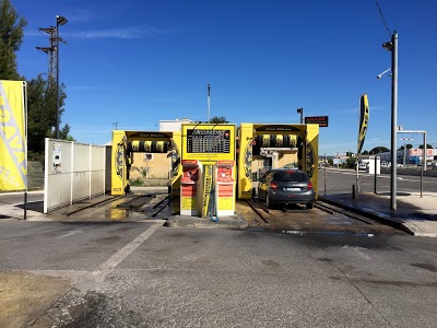 KING CAR WASH Lavage De La Passerelle